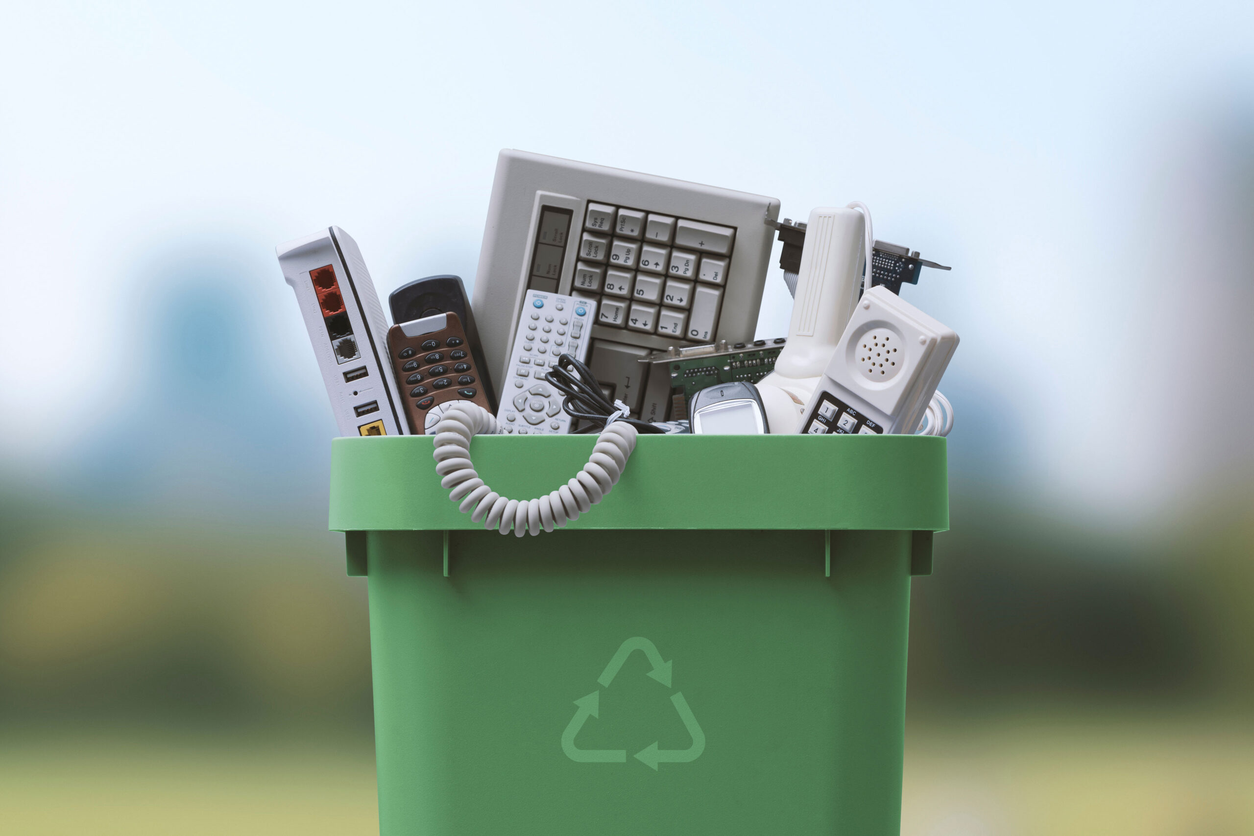 8 Simple Ways To Minimize E-Waste